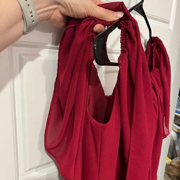 Burgundy formal dress - Picture 2 of 3